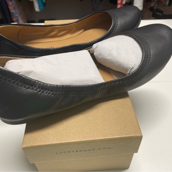 Lucky Erin - Picture 2 of 5